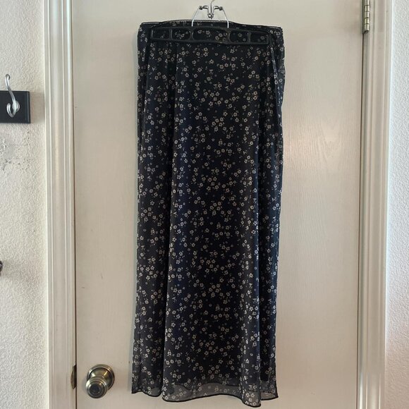 RSQ Maxi Skirt Black Beige Floral - Picture 1 of 4